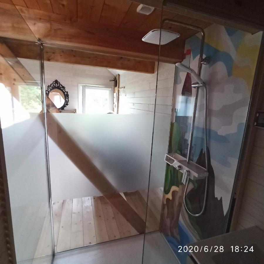 Une Tiny House A Decouvrir Au Coeur De La Cite ! Contrexeville Ngoại thất bức ảnh